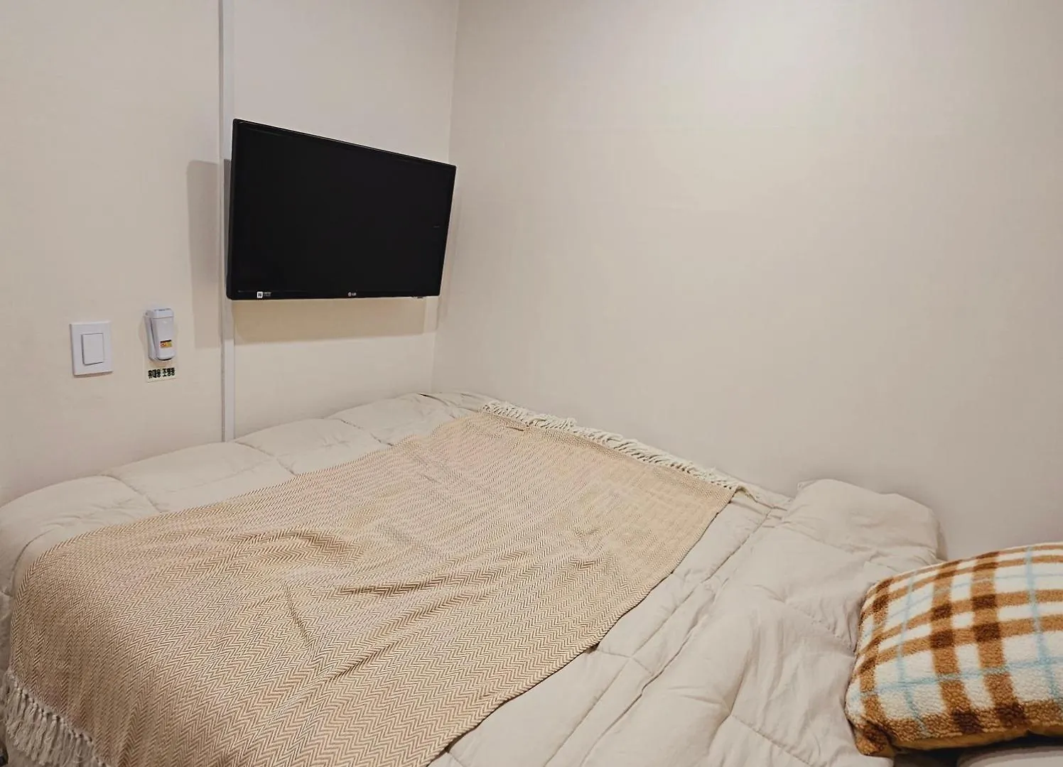스테이아올 서울역점 #206호 서울역 11번출구 3분거리 Hotel Seoul